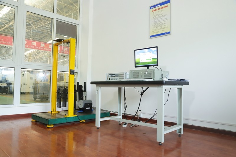 Fatigue testing machine